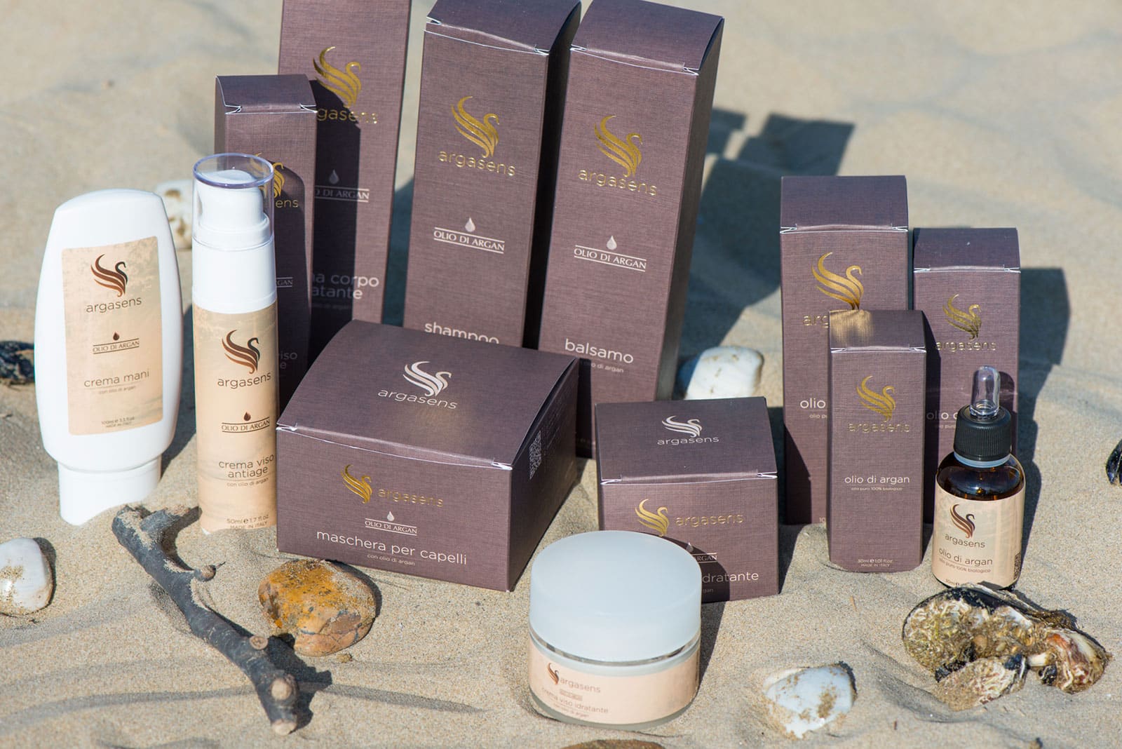 Prodotti a base di olio di argan in spiaggia
